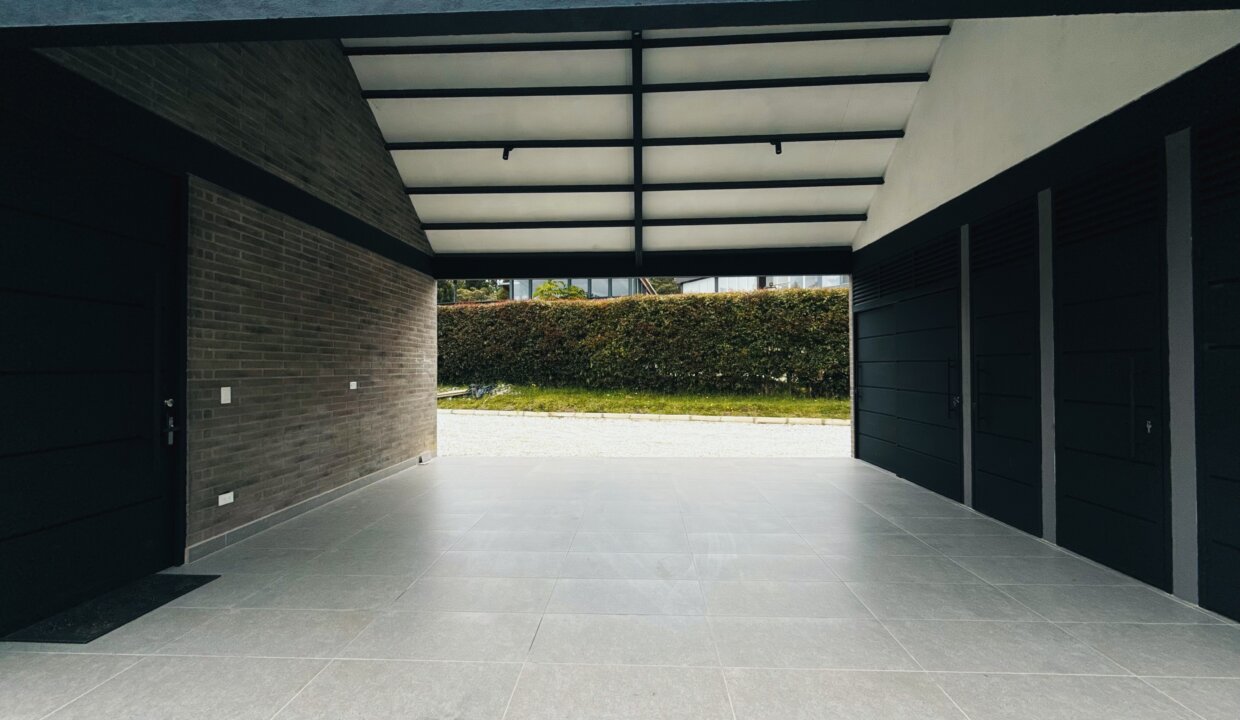 Photo Oct 30 2025, 11 31 36 AM