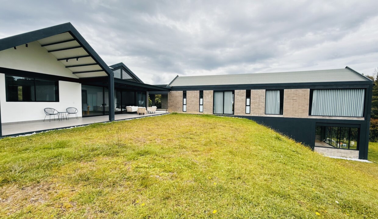 Photo Oct 30 2025, 11 32 17 AM