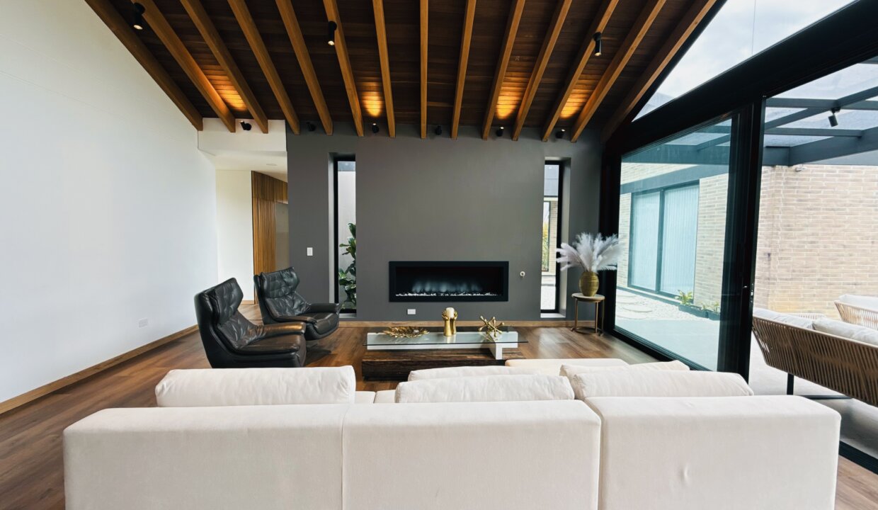 Photo Oct 30 2025, 11 36 51 AM