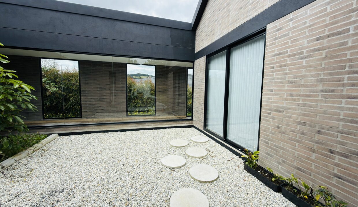 Photo Oct 30 2025, 11 42 43 AM