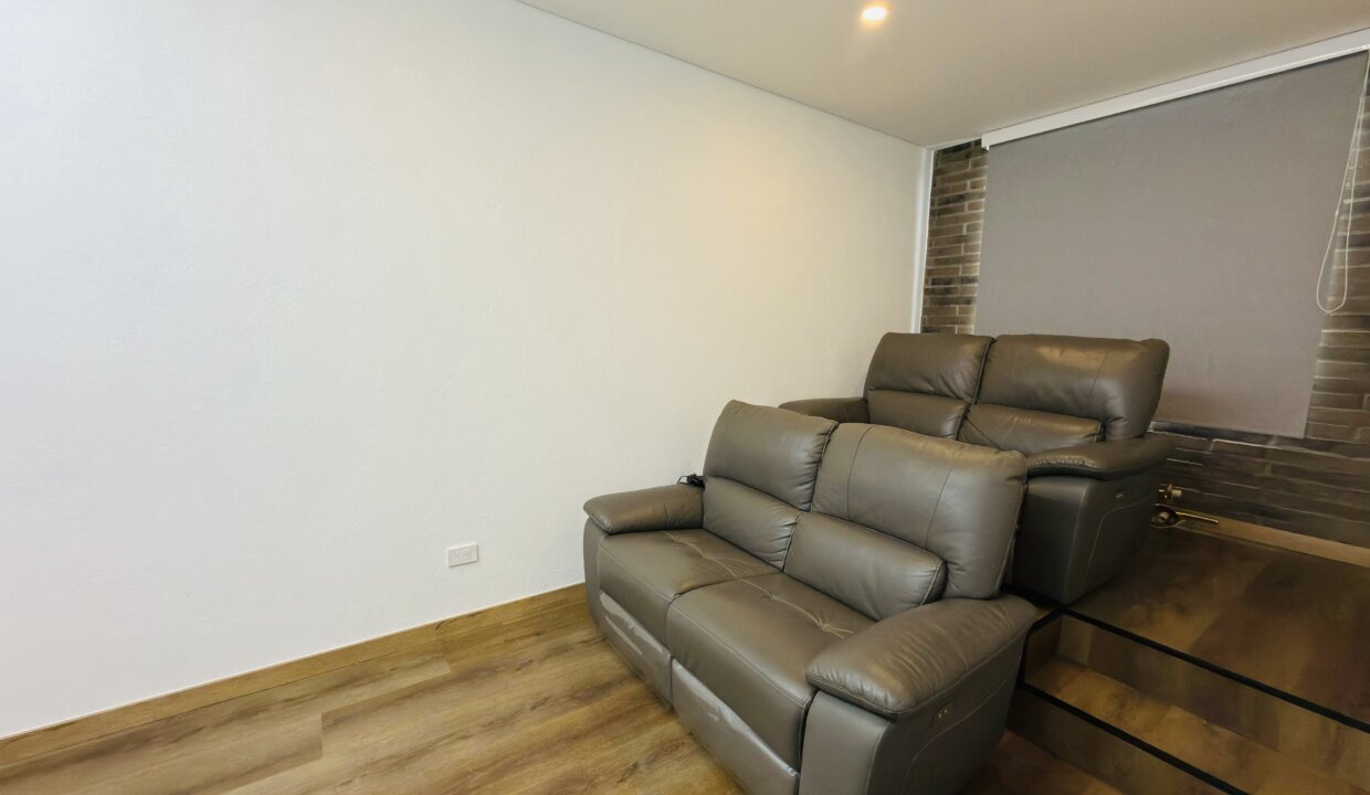 Photo Oct 30 2025, 11 44 00 AM