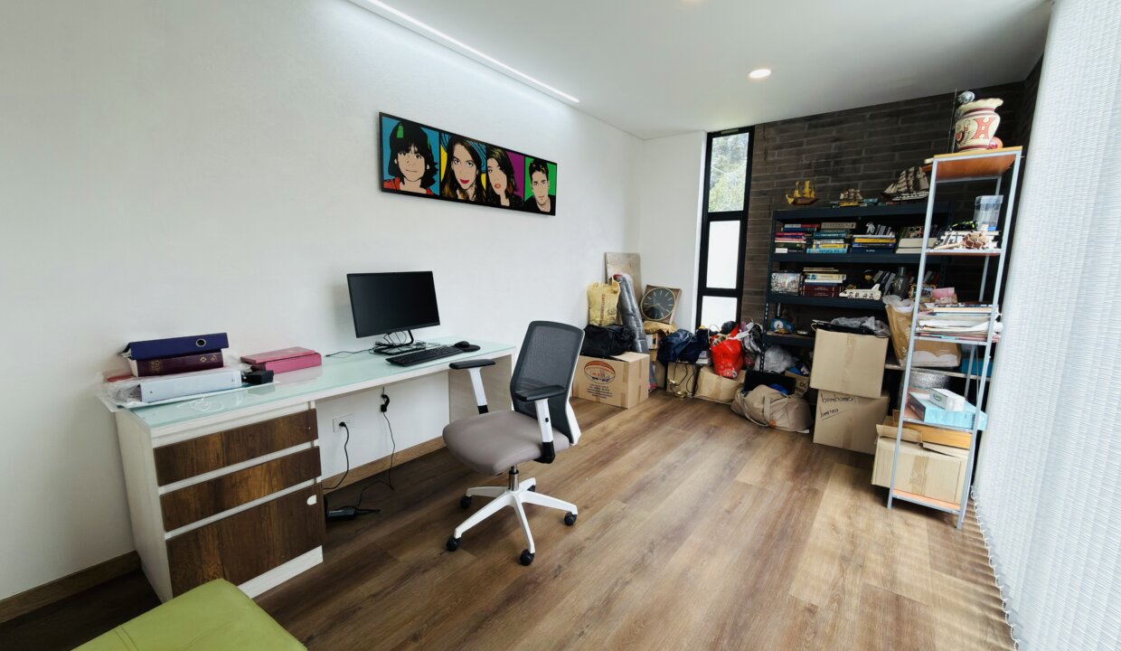 Photo Oct 30 2025, 11 44 48 AM