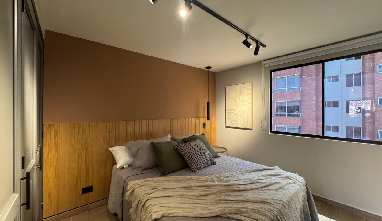 57708334-bdcd-49be-80dd-085429edcebb