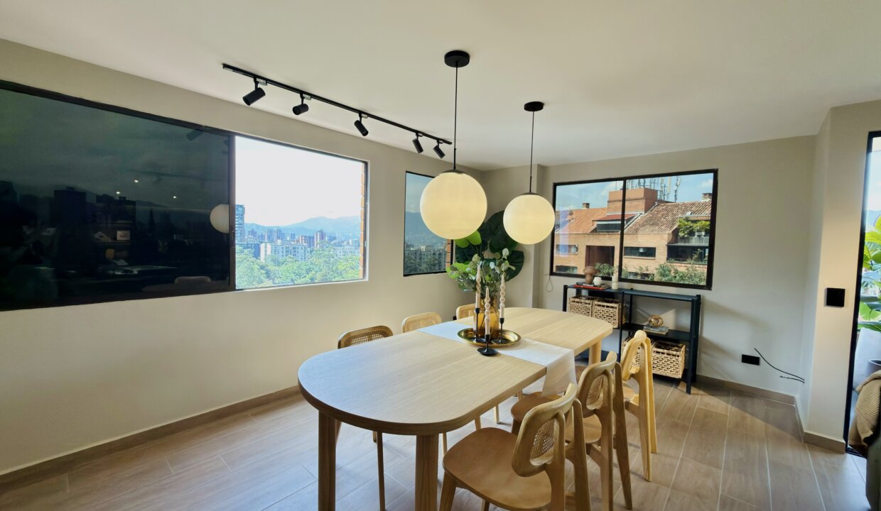 Image_20251111_1040_04_053