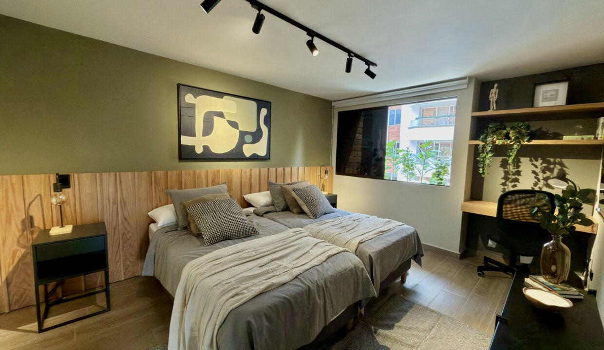 Image_20251111_1042_47_882