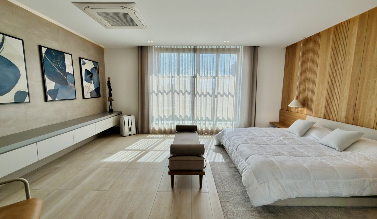 Photo Nov 05 2025, 2 32 43 PM