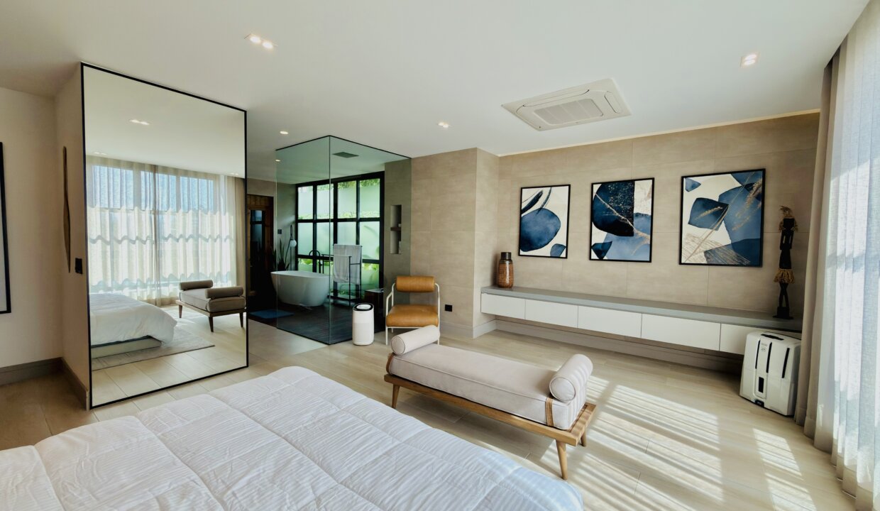 Photo Nov 05 2025, 2 33 40 PM