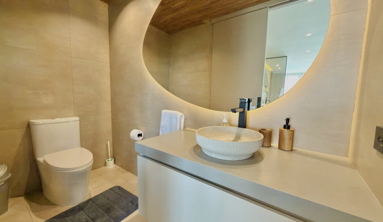 Photo Nov 05 2025, 2 35 29 PM