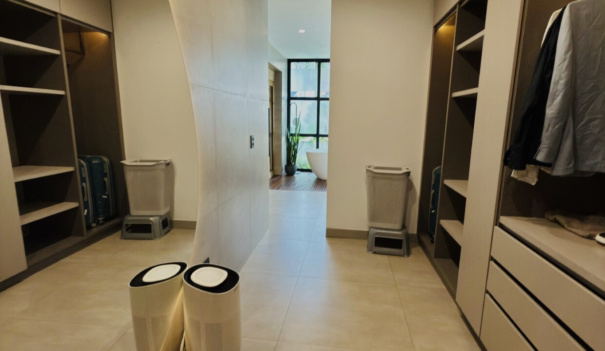 Photo Nov 05 2025, 2 36 02 PM