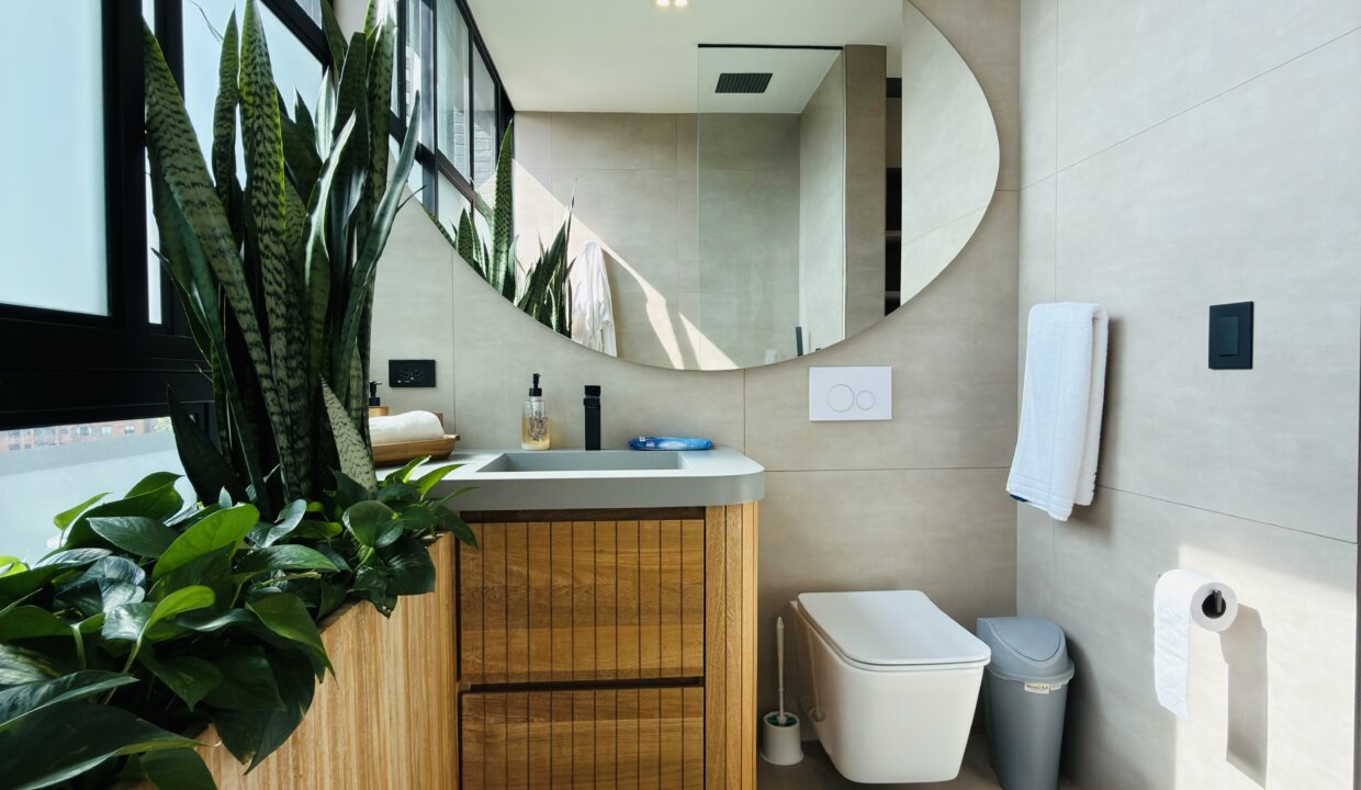 Photo Nov 05 2025, 2 37 36 PM