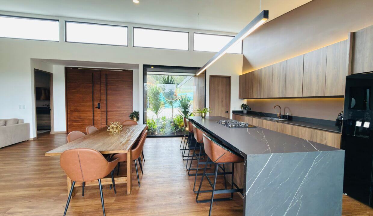 Photo Nov 06 2025, 11 31 11 AM