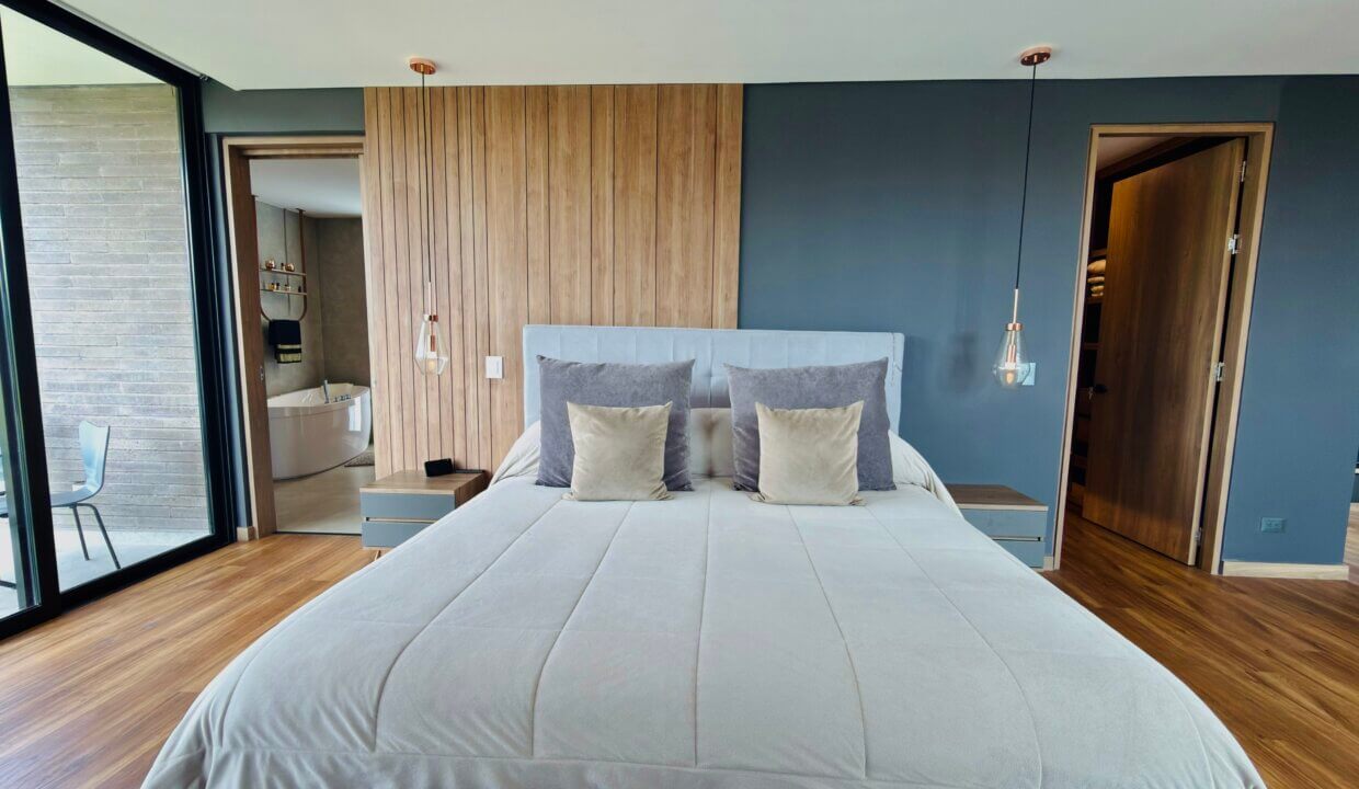 Photo Nov 06 2025, 11 36 01 AM