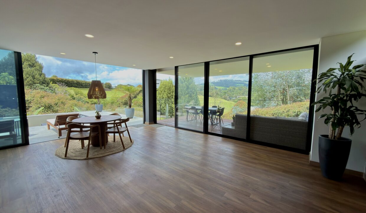 Photo Nov 06 2025, 11 38 19 AM