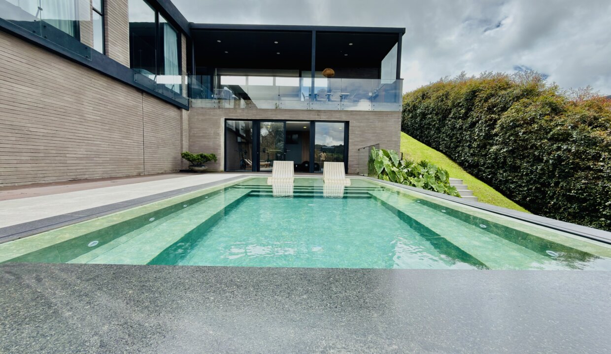 Photo Nov 06 2025, 11 45 02 AM