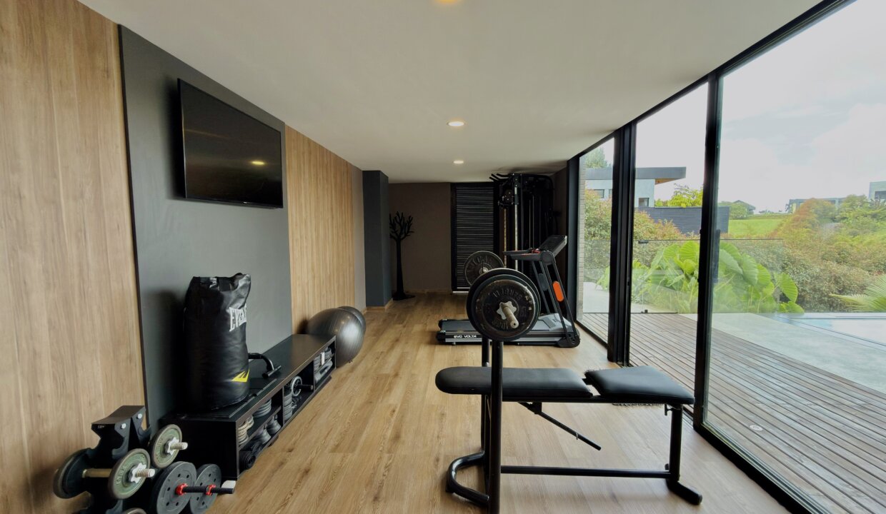 Photo Nov 06 2025, 11 48 49 AM