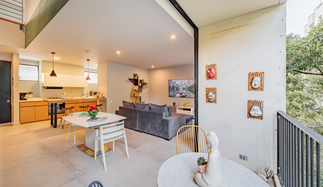 4d04b388-bace-405e-a957-bbcabf6af73f