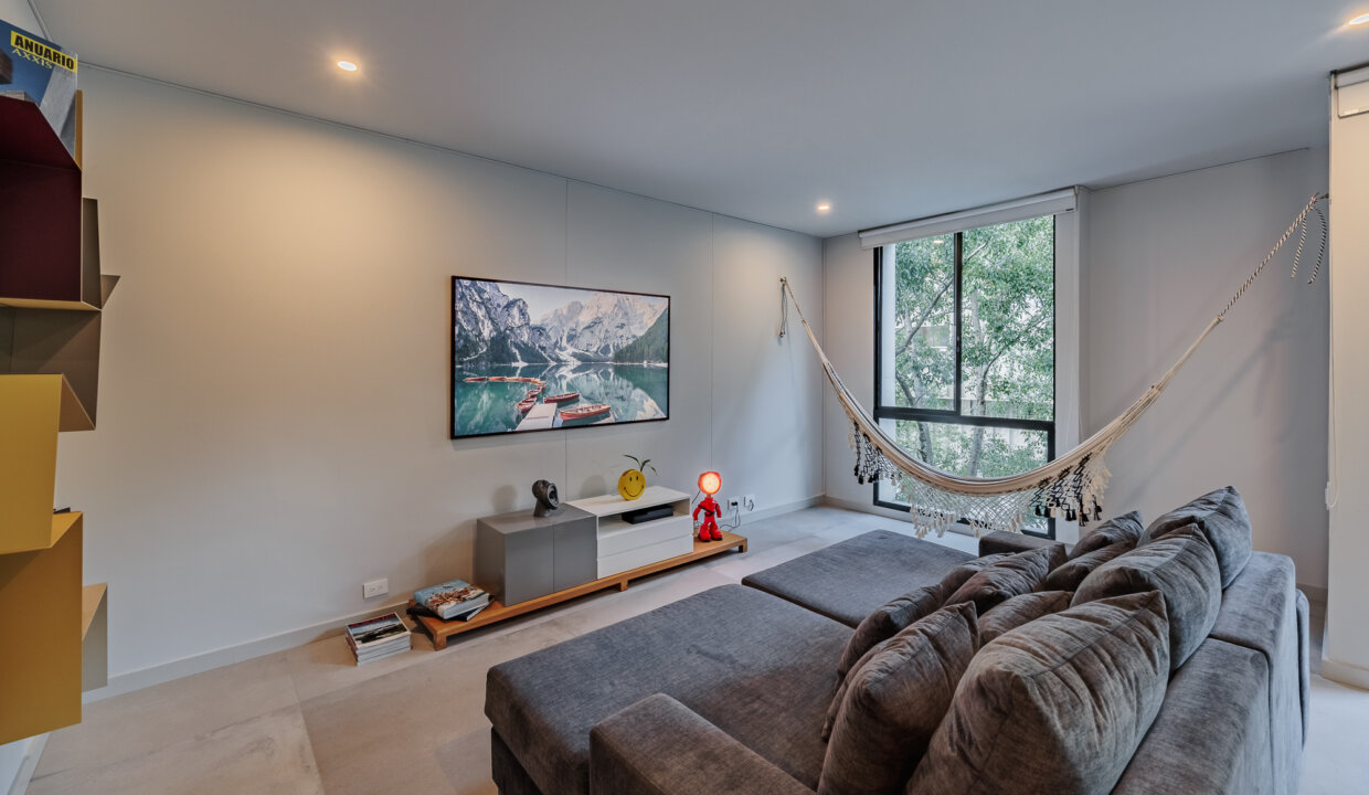 b11f90b6-4295-460f-82fd-eaa8f0c1103a